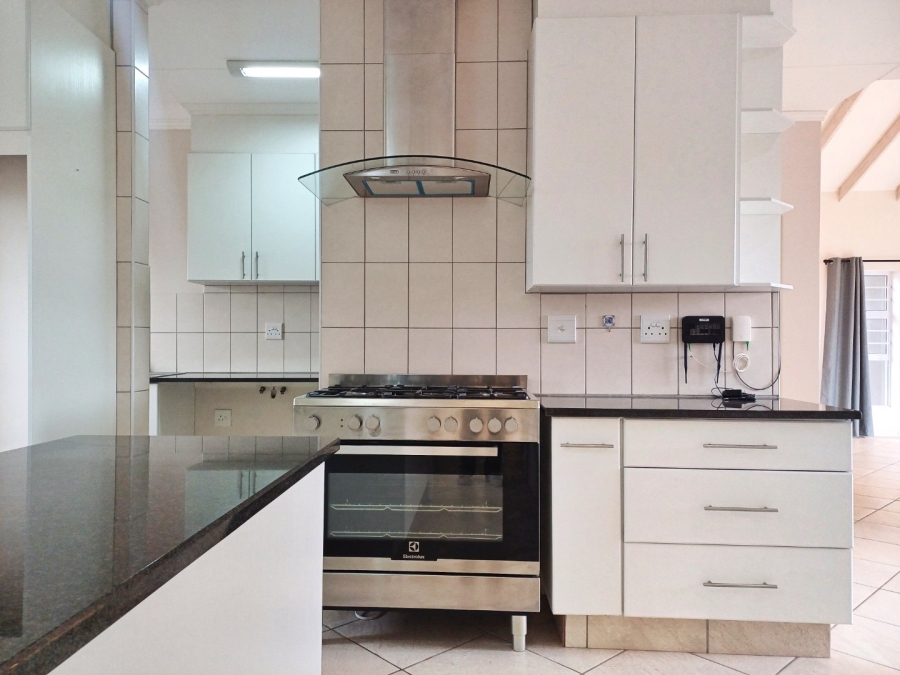3 Bedroom Property for Sale in Fraaiuitsig Western Cape